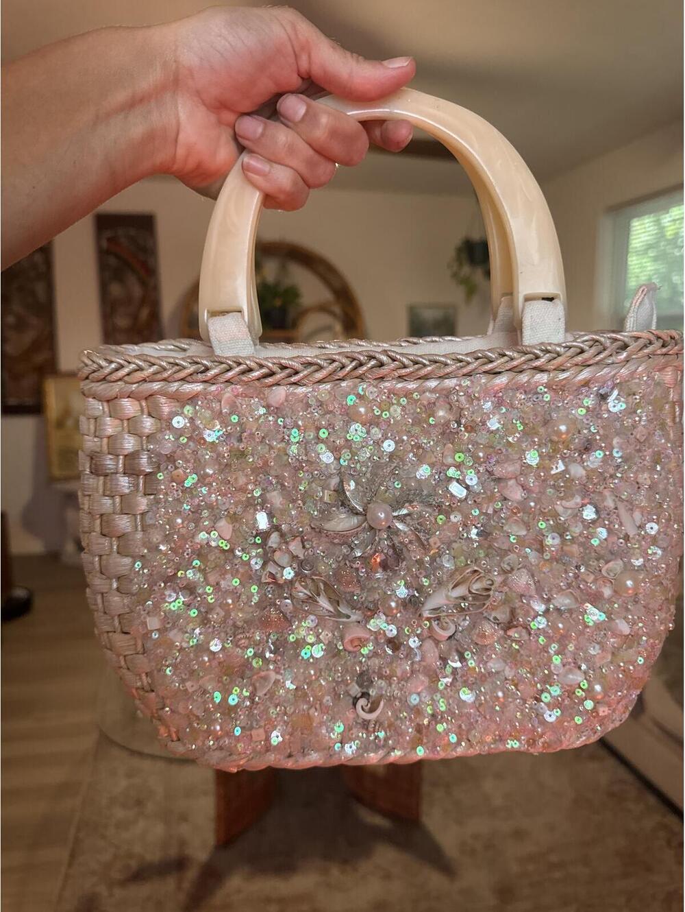 Vintage 60s/70s Capelli Straworld Handbag with Sequin and Bead Embellishments